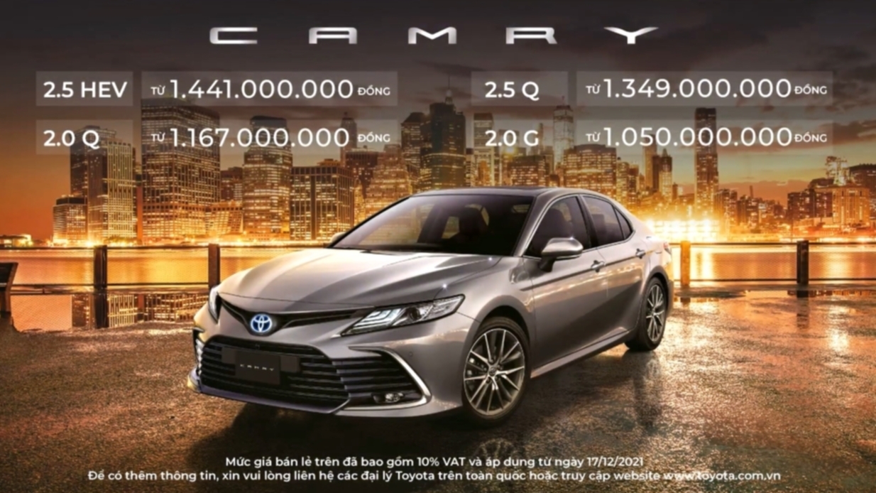 Giá xe Toyota Camry 2022 cao nhất 1,4 tỷ đồng